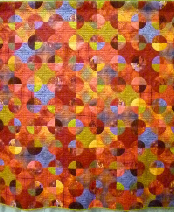 pieced circle quilt